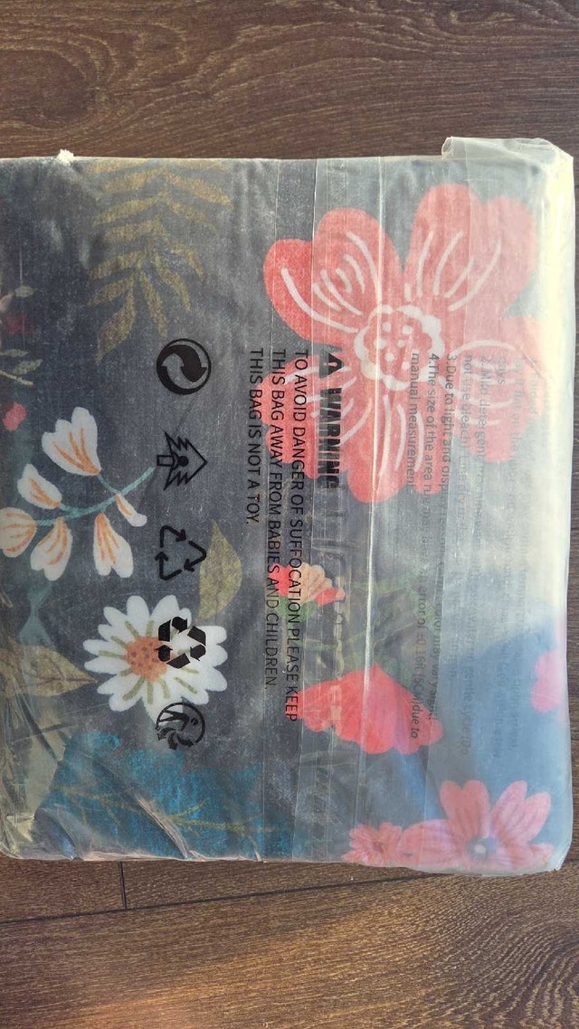 BRAND NEW Floral Vintage Rug – 2.6 x 8 ft - photo 2
