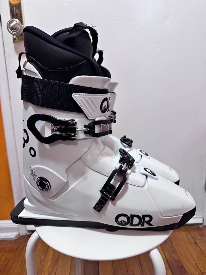 ODR R43 Skis / Snow Skates - Size 10 (White) Like New