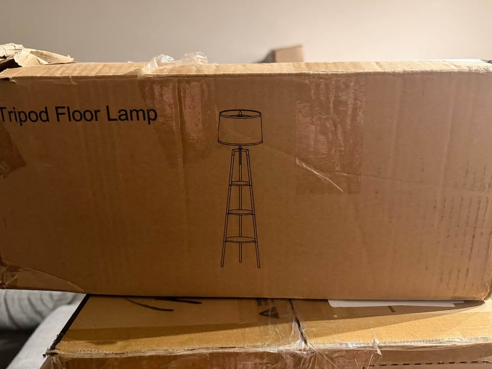 Modern Shelf Floor Lamp 💡📚 - photo 2
