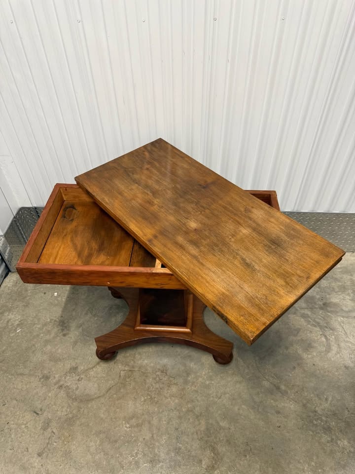 Vintage Pedestal Table With Wheels - photo 3