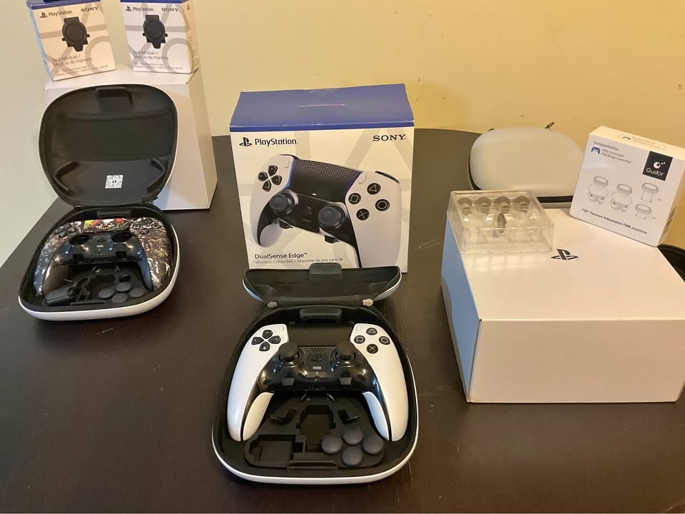 PS5 DualSense Edge Controller w/ Gulikit Joysticks