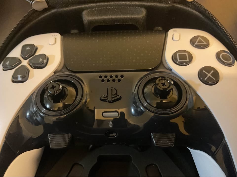 PS5 DualSense Edge Controller w/ Gulikit Joysticks - photo 3
