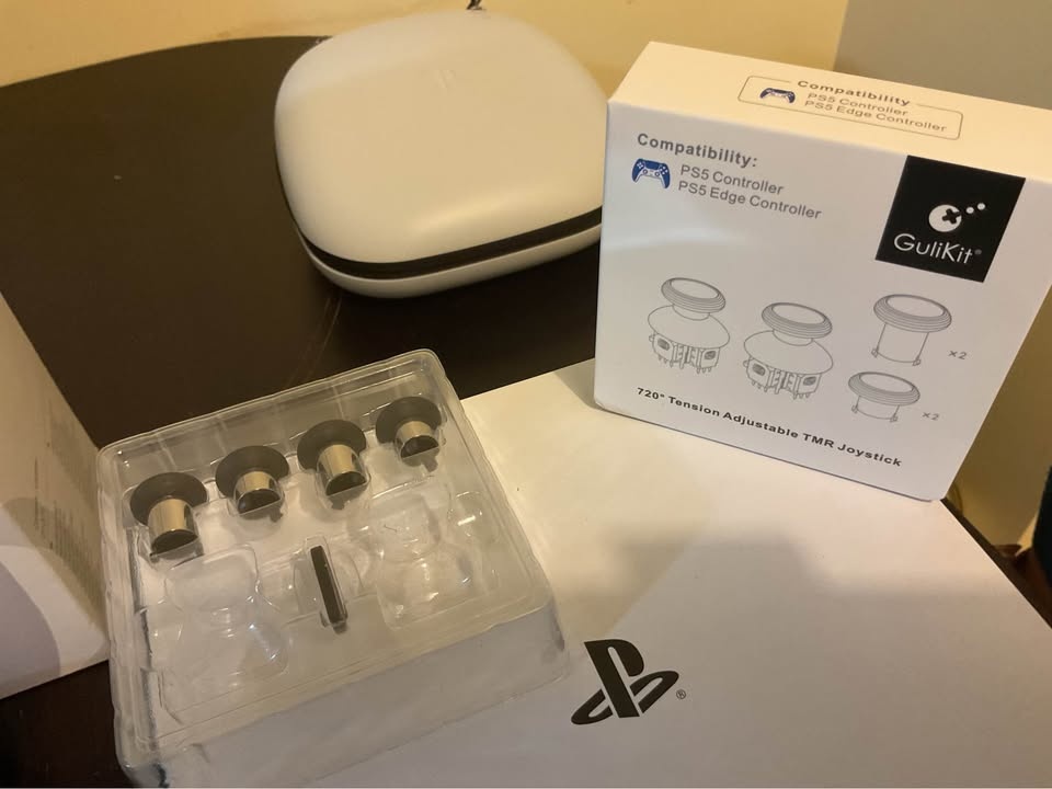 PS5 DualSense Edge Controller w/ Gulikit Joysticks - photo 4