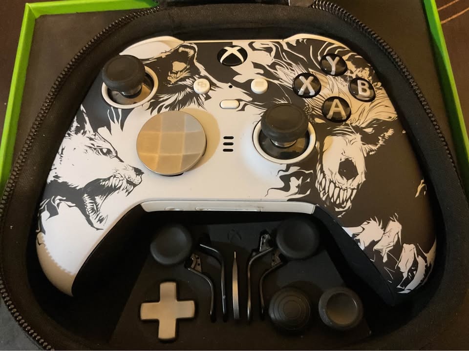 NEW CUSTOM ELITE SERIES 2 CONTROLLER - photo 2