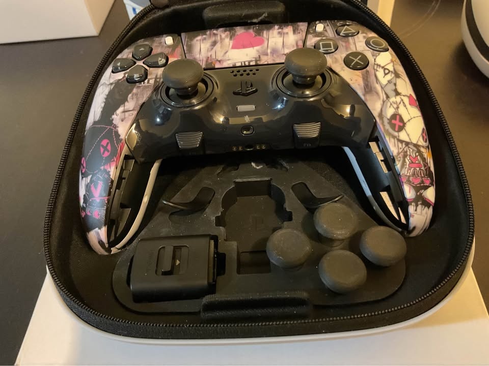 Custom PS5 DualSense Edge Controller w/ Gulikit Joysticks - photo 2