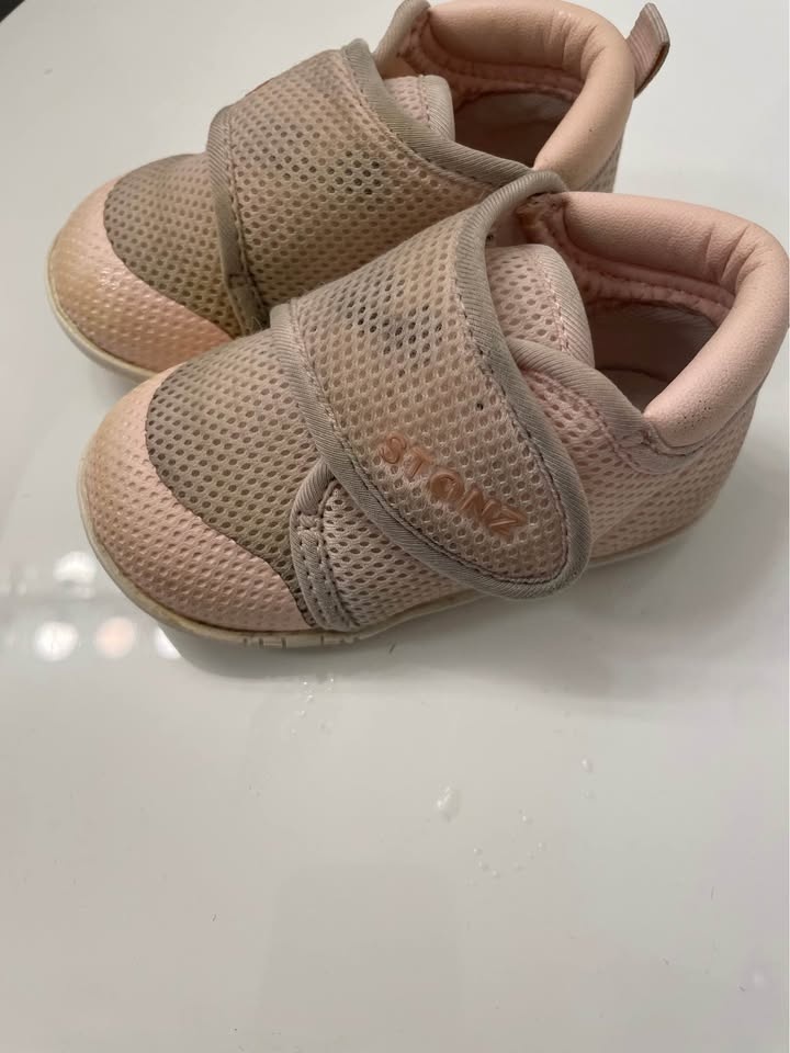 STONZ Pink Baby Shoes 18-24 M - photo 2