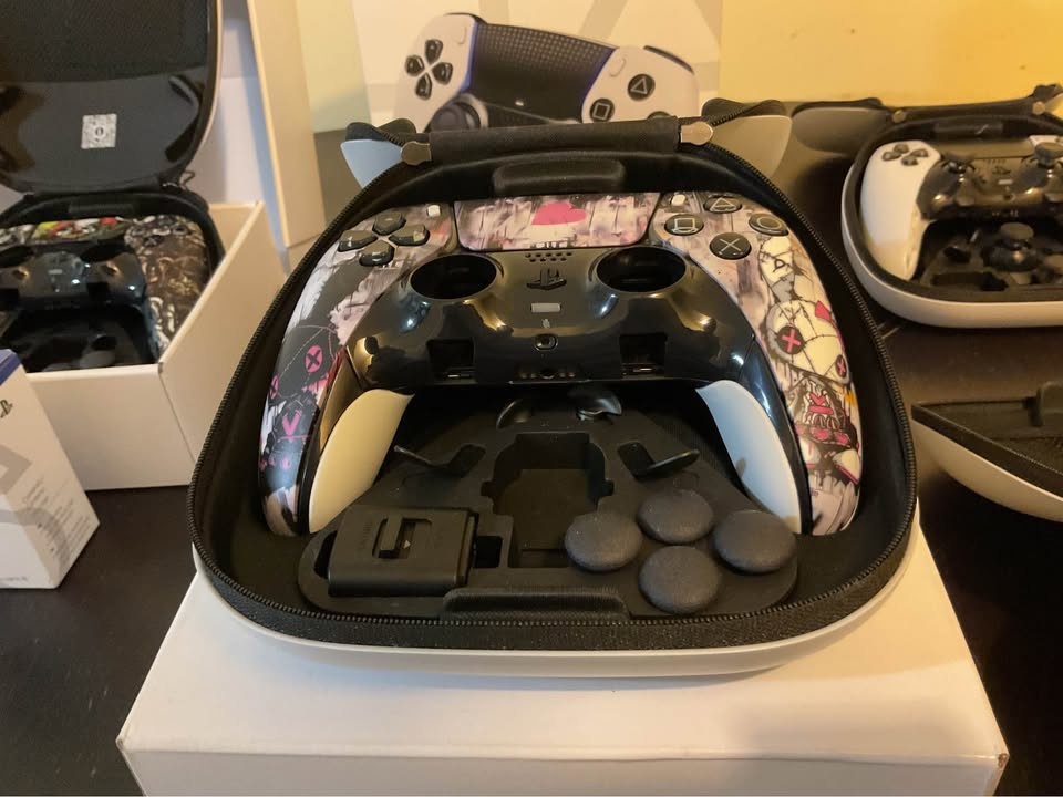 Custom Pink Punk Bunny DualSense Edge Controller - photo 2