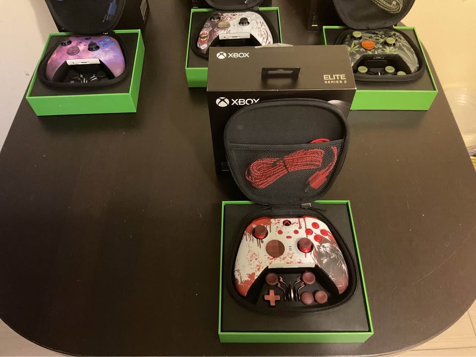 Custom Elite Series 2 Controller for Xbox/PC - photo 2