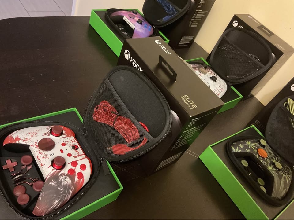 Custom Elite Series 2 Controller for Xbox/PC - photo 5