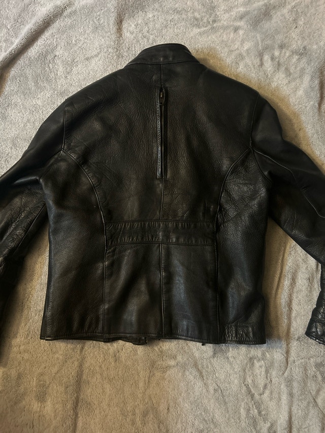 🏆XS Woman’s Leather Biker Jacket🏆 - photo 2