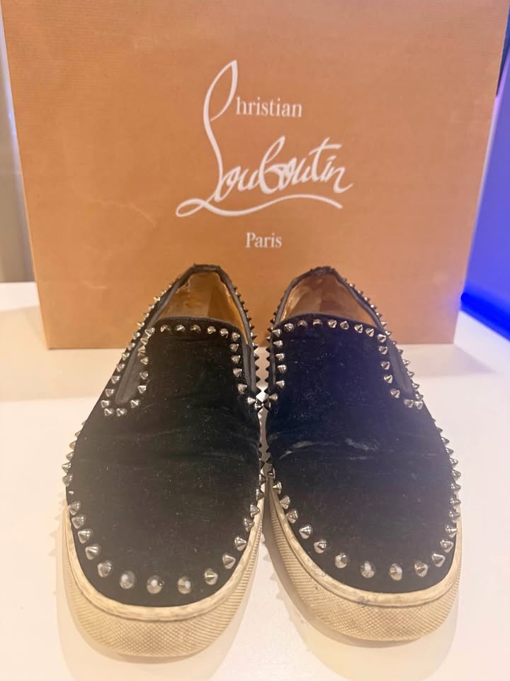 Christian Louboutin Black Suede Shoes US 9.5