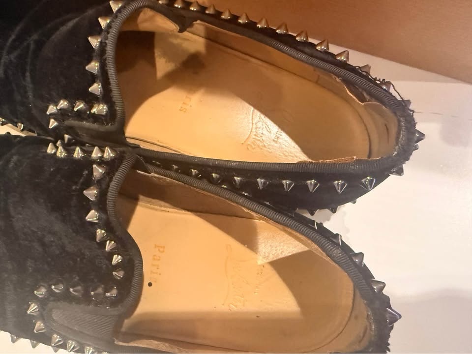 Christian Louboutin Black Suede Shoes US 9.5 - photo 5