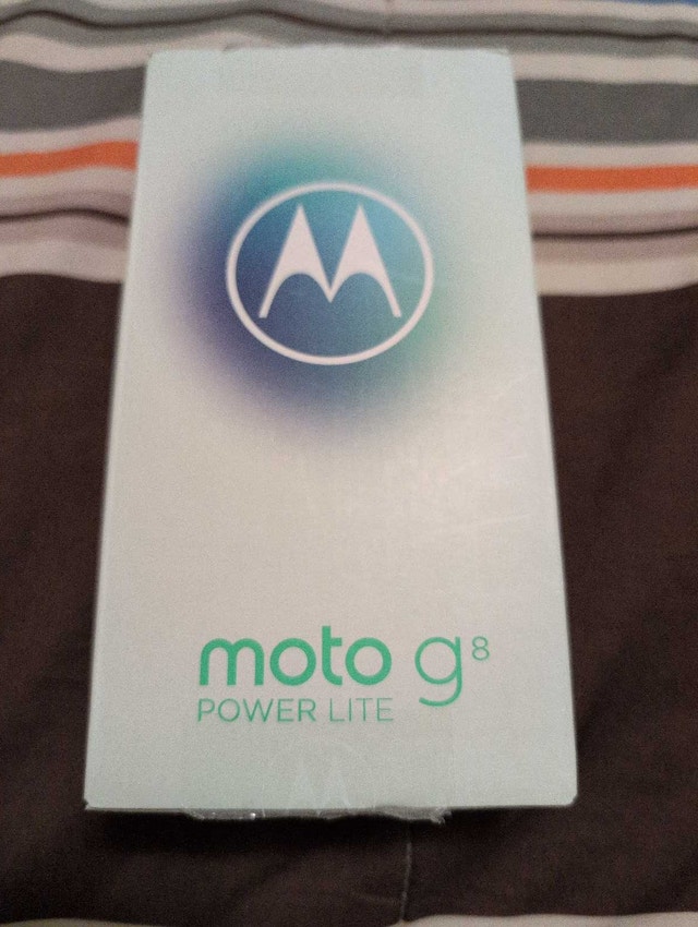 Motorola Moto G8 Power Lite Unlocked Phone - 64GB + 64GB SD Card - photo 5