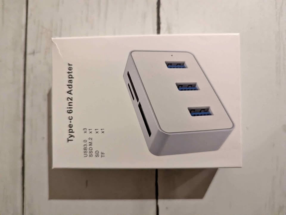 USB C Hub and NVMe SSD Dock - New