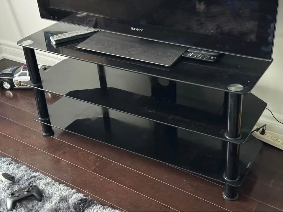 Sony 46” TV 240hz + Tv Stand image indicator(5)