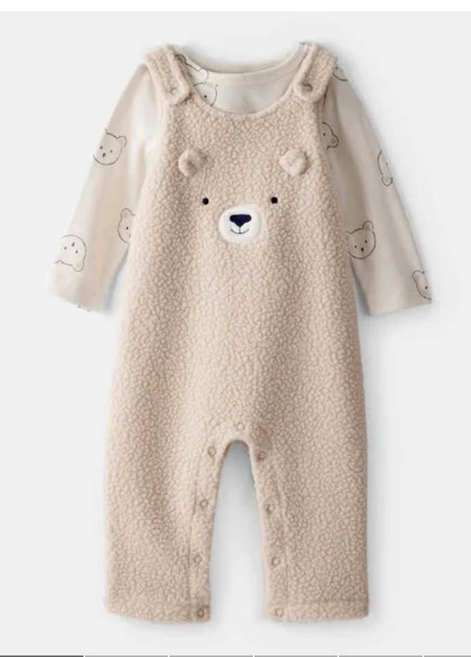 Brand New Carter 6 Month - two Piece bear set (With Tag)
