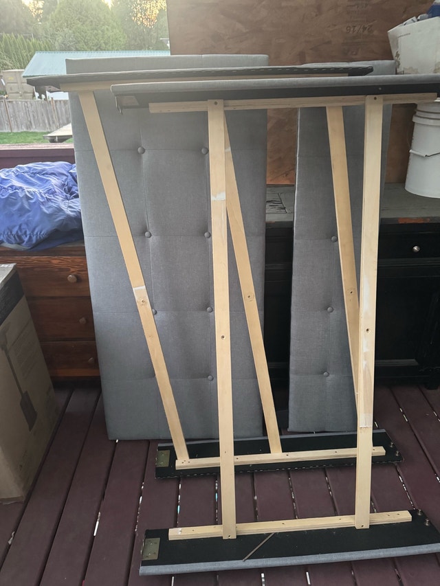 Double Bed/Boxspring & Frame