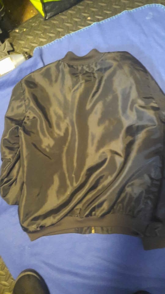 Guess Jacket "🏆" - photo 3