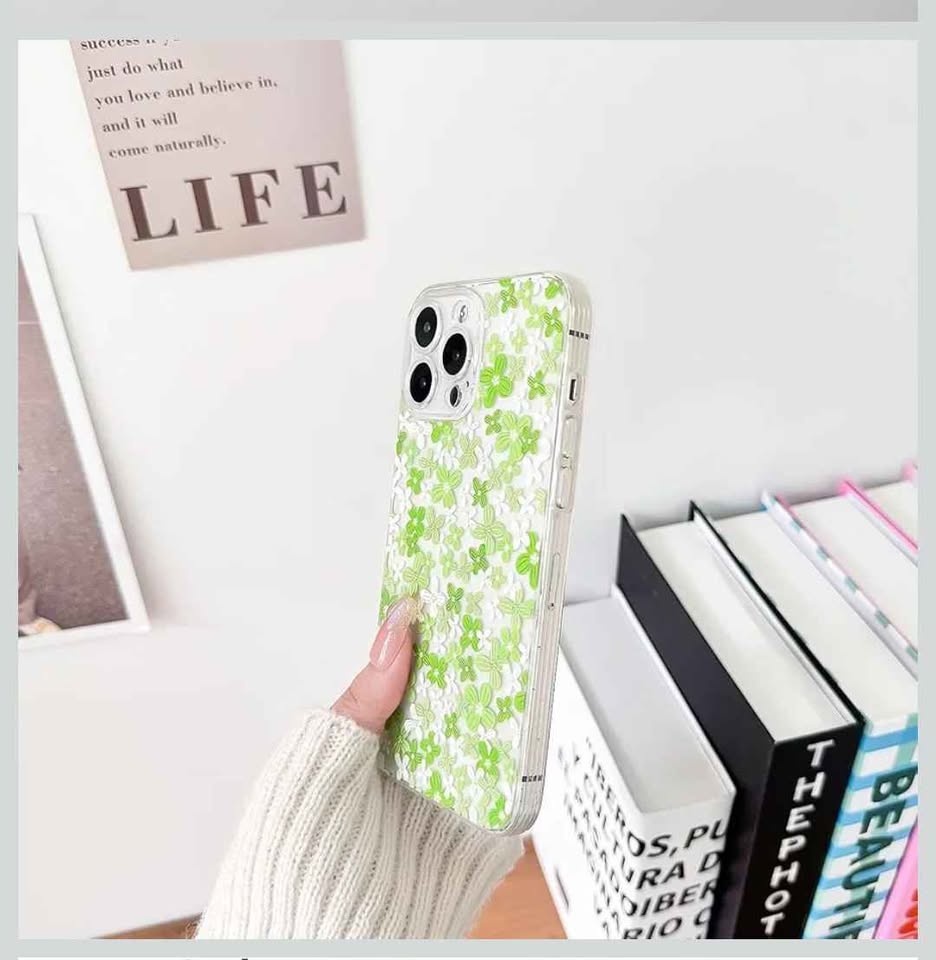iPhone 13 Pro Max Clear Flower Case - photo 4