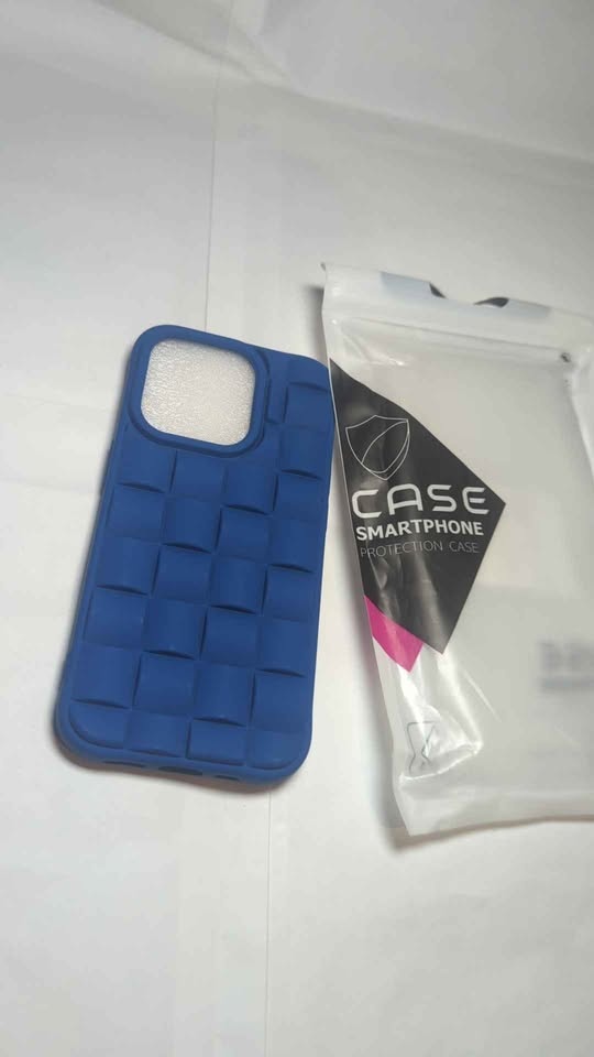 iPhone 14 Pro Case - Cute 3D Laid Design Silicone - photo 2