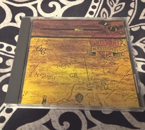 Alice Cooper - School's Out - Canadian CD (Near Mint)
