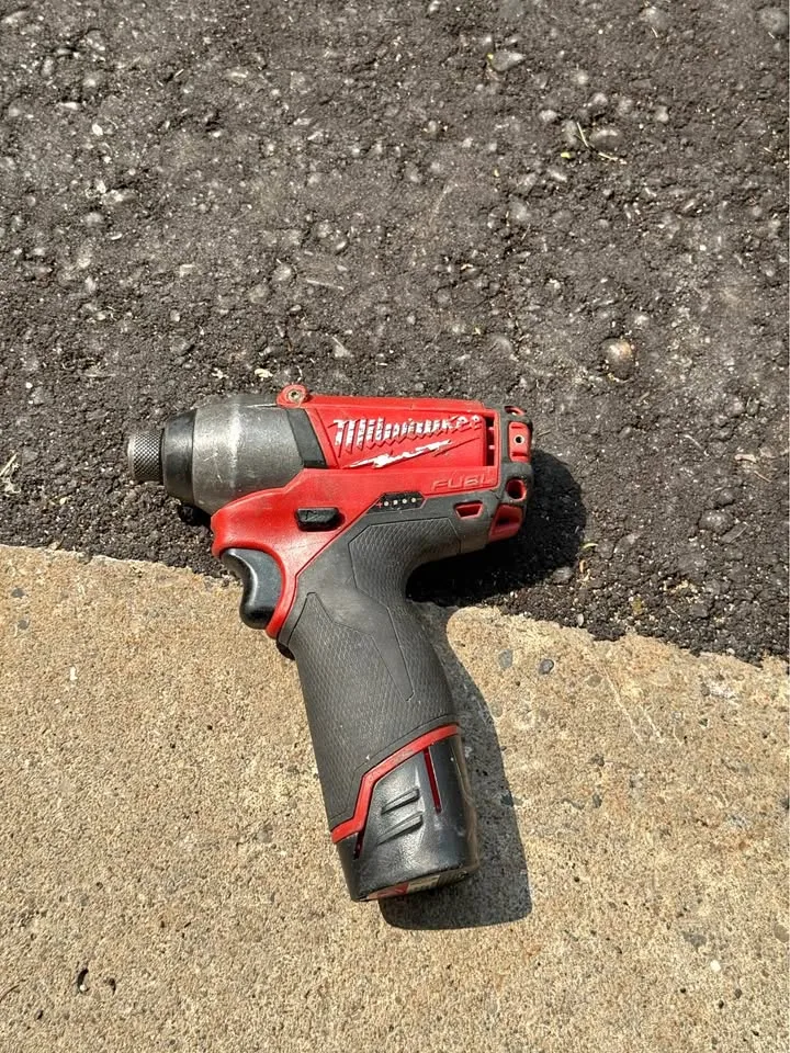 Milwaukee Fuel 1/4-inch Hex Impact Driver Drill thumbnail