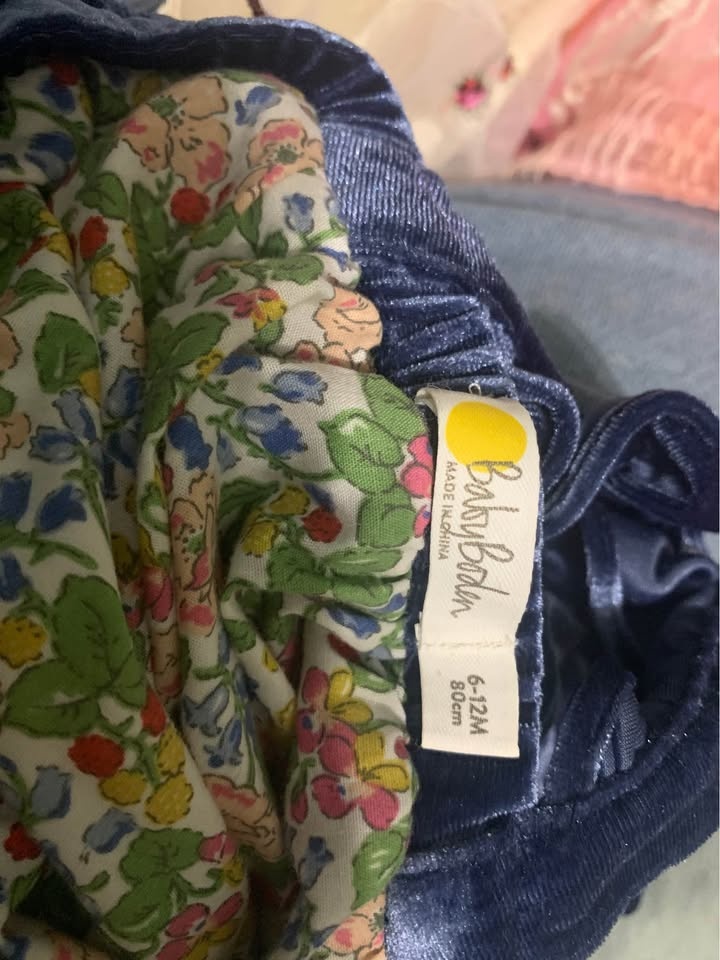 6-12 Month Velvet Overall Skirt with Embroidery - photo 3