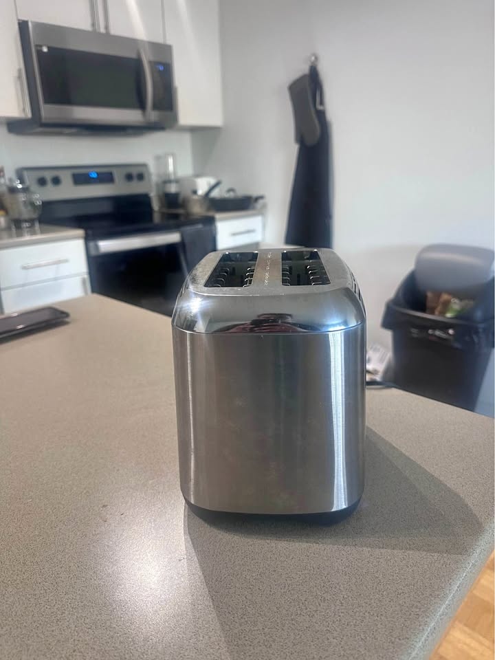 BLACK+DECKER 2-slice Toaster
