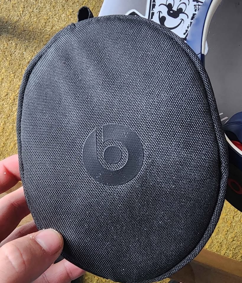 Beats Solo3 Club Collection Wireless On-Ear Headphones - photo 3
