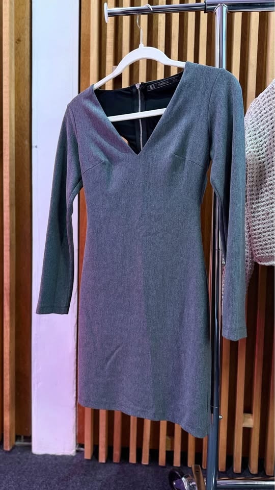 Zara Dress - Womens Size XS - Excellent Condition - photo 2
