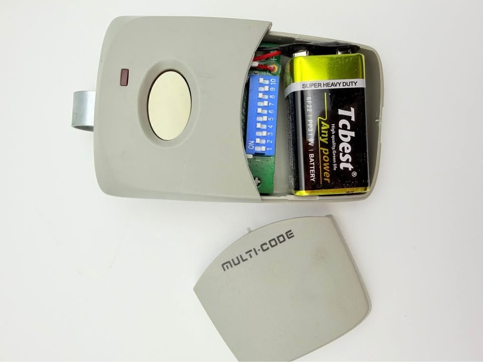 Multi-Code 3089 Garage Door/Gate Remote - photo 3