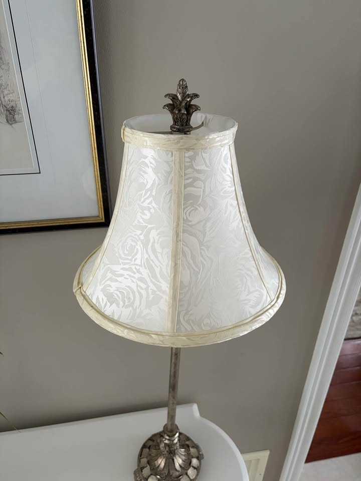 Table Lamp - photo 4
