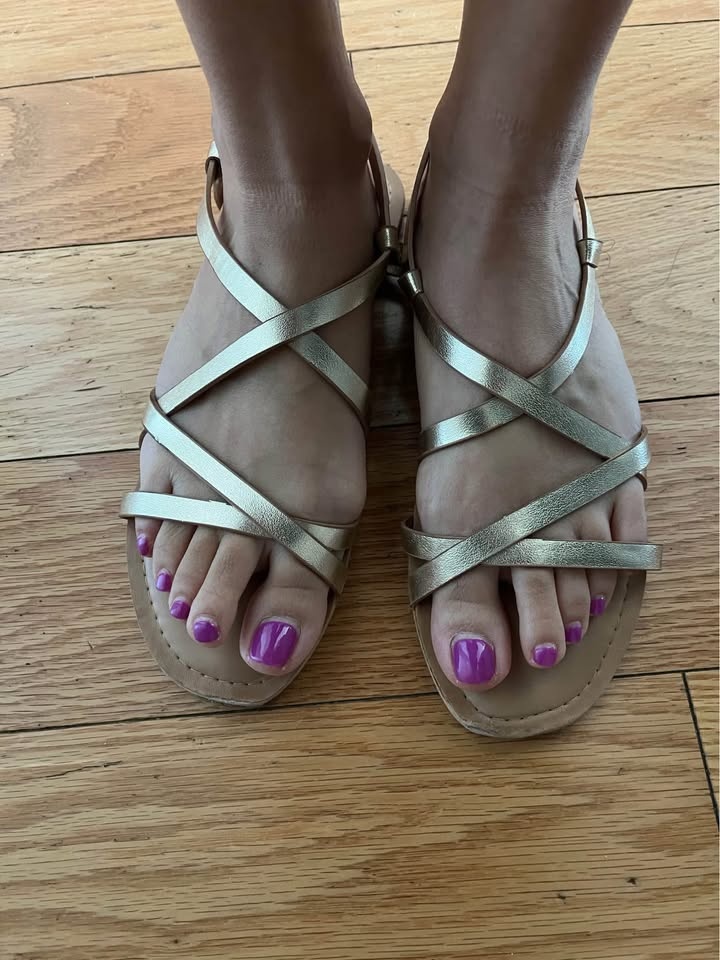 Gold criss cross sandals - photo 3