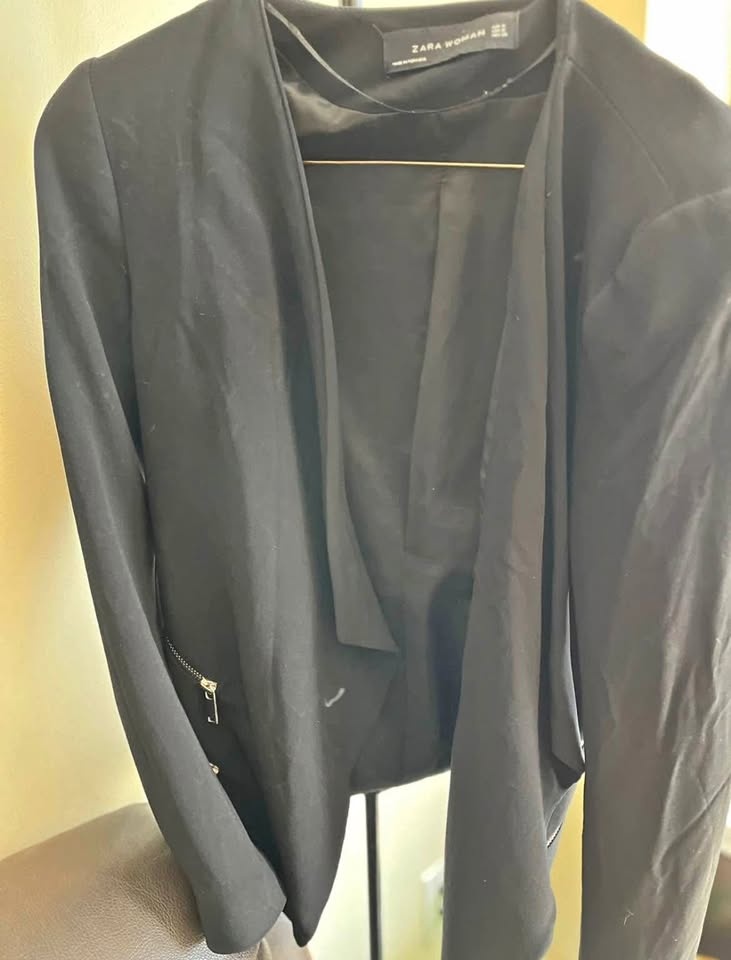 Zara black blazer size small