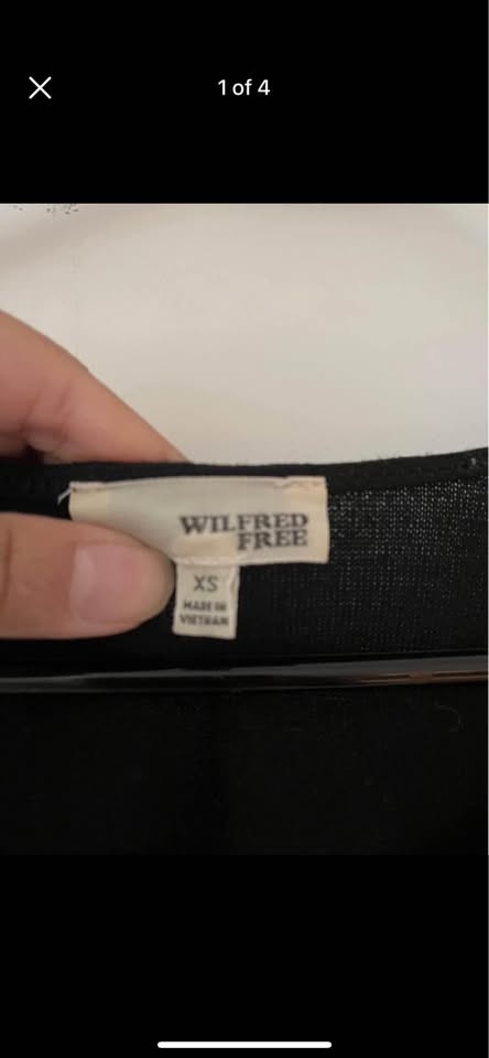 Wilfred xs black short dress with pockets from aritzia - photo 3