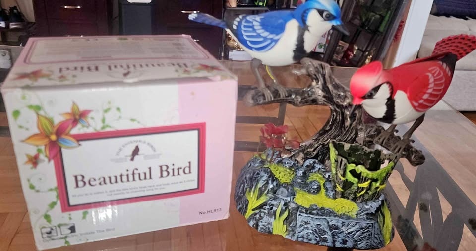 Realistic Singing & Moving Bird Pen Holder Decor