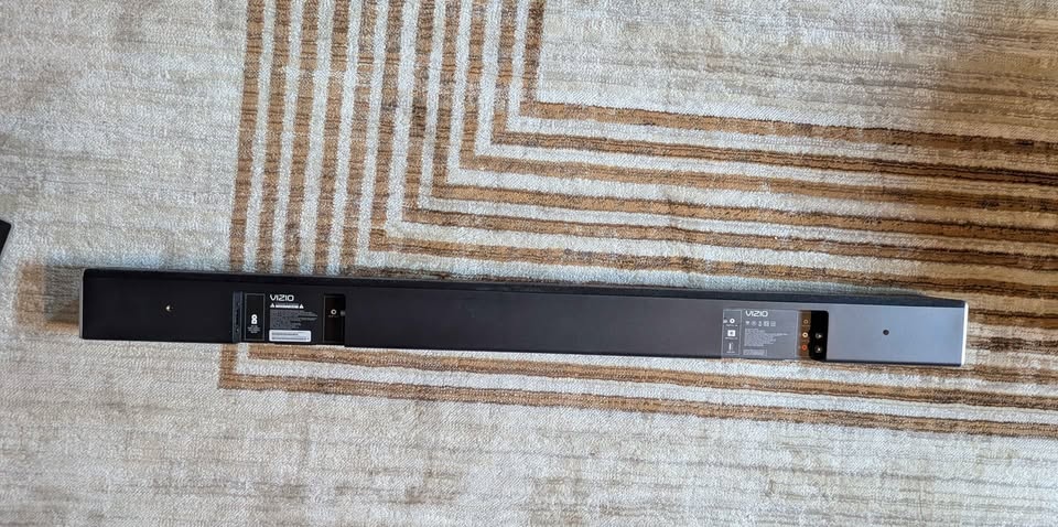 VIZIO Soundbar with Remote and Power Cable - photo 3