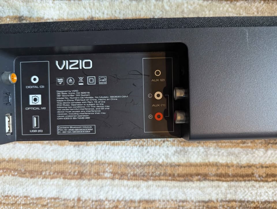VIZIO Soundbar with Remote and Power Cable - photo 5