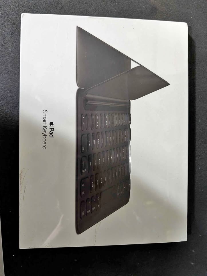Apple Smart Keyboard (model MX3L2LL/A)
