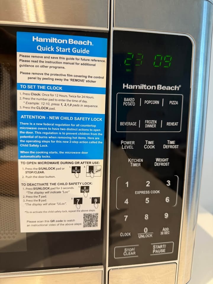 Hamilton Beach 1.1 cu ft 1000W Countertop Microwave - photo 4