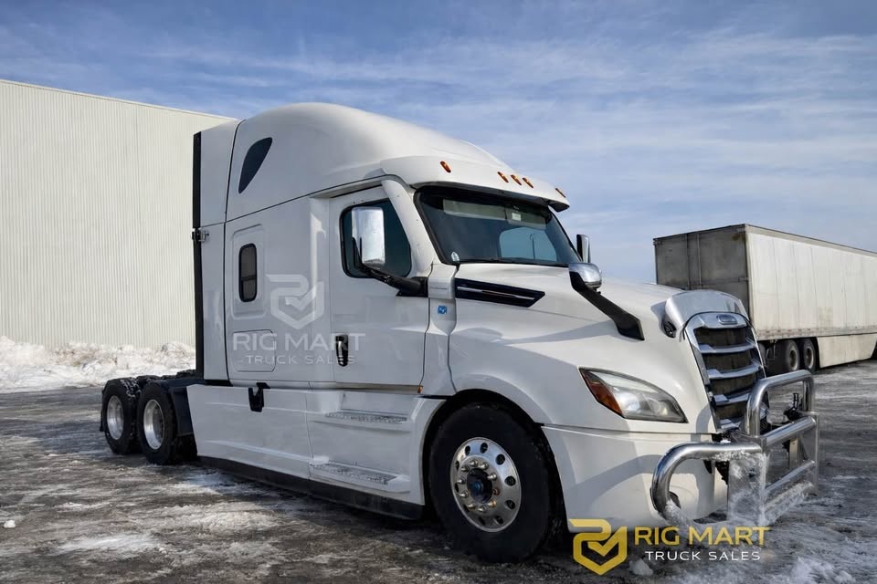 2021 Freightliner Cascadia - Owner Operated | Highway Spec - photo 2