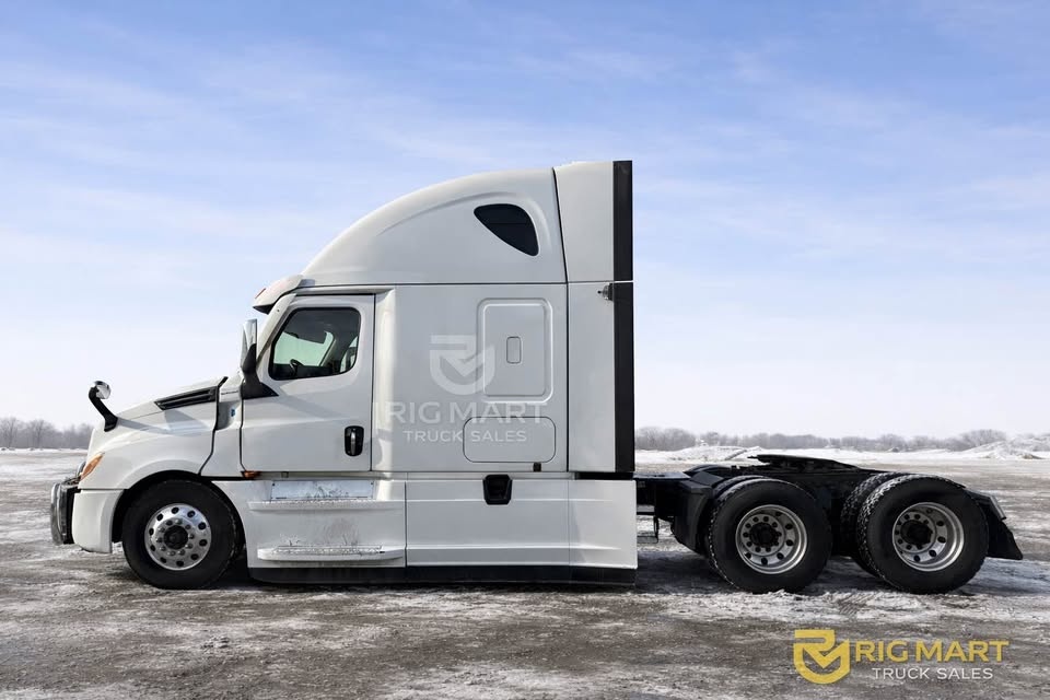 2021 Freightliner Cascadia - Owner Operated | Highway Spec - photo 4