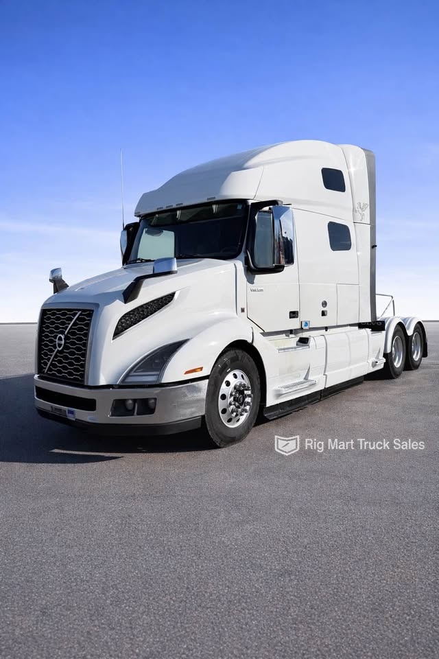2022 Volvo VNL 760 - photo 3