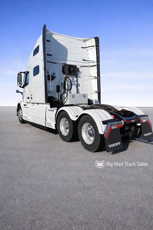 2022 Volvo VNL 760 - photo 4