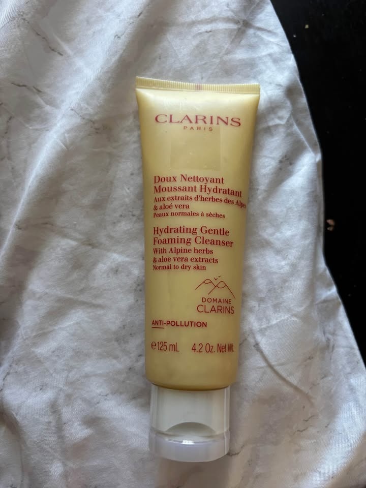 Clarins Hydrating Gentle Foaming Face Cleanser 125ml