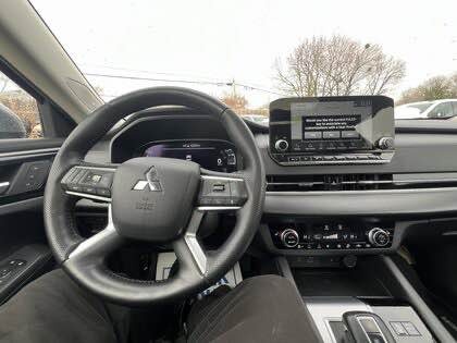 2023 Mitsubishi Outlander PHEV GT - photo 3