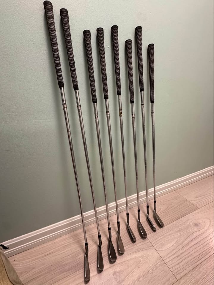 Golf Set: 3-P Iron + 58 Deg Wedge + Bag - Right Handed - photo 4