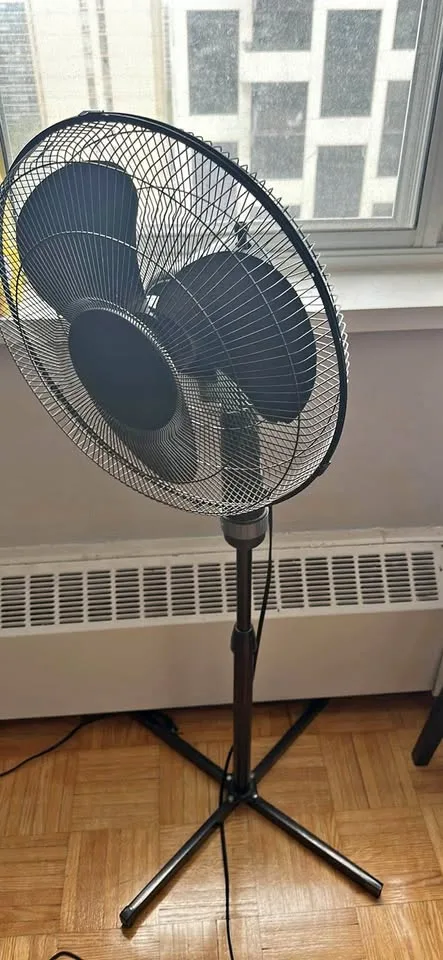 Gently used fan thumbnail