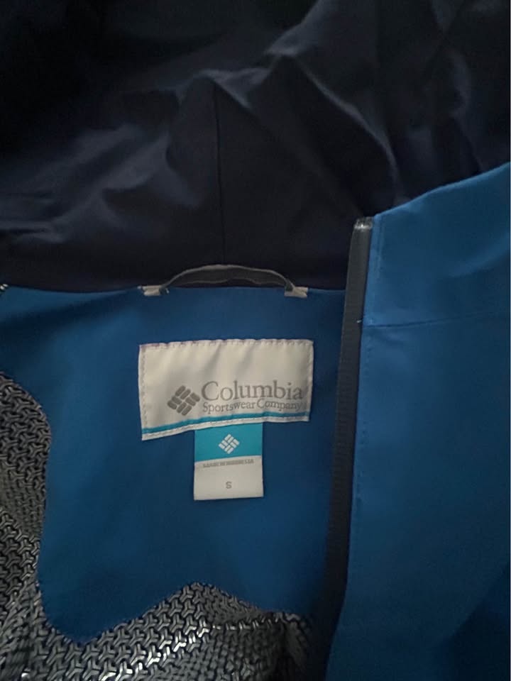 Columbia Rain Jacket - photo 3
