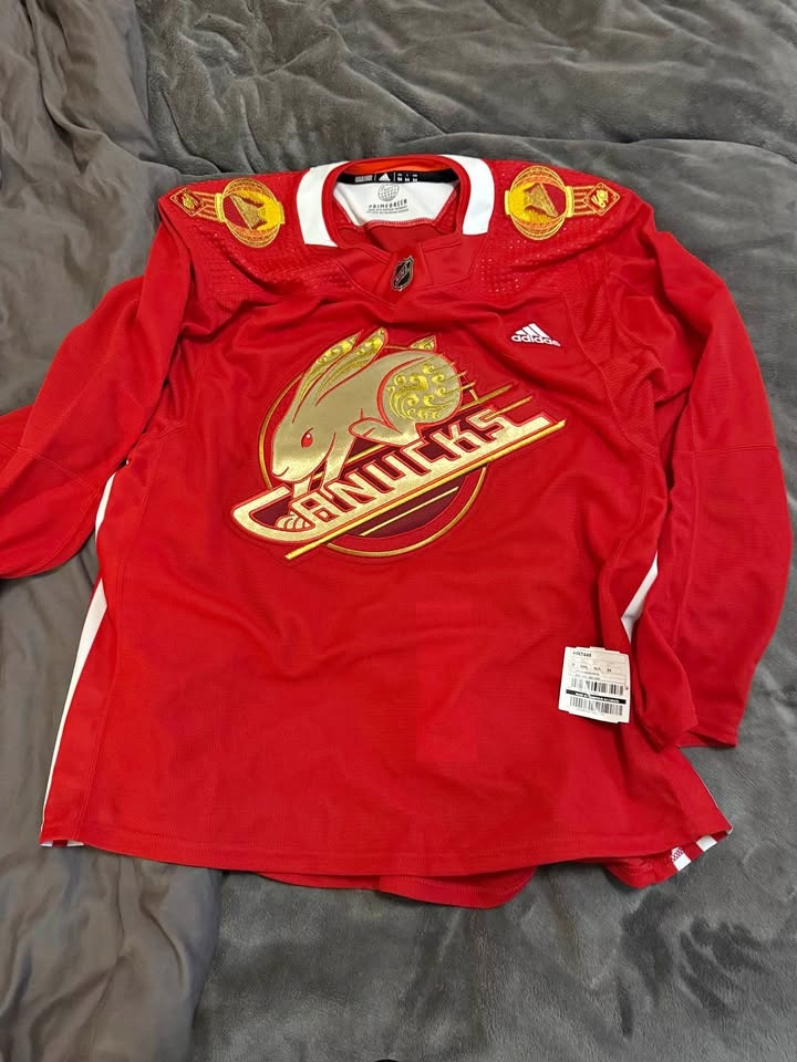 Vancouver Canucks Lunar New Year Jersey - Size 54 Pro Stock